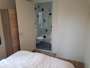 4 多间卧室、WiFi