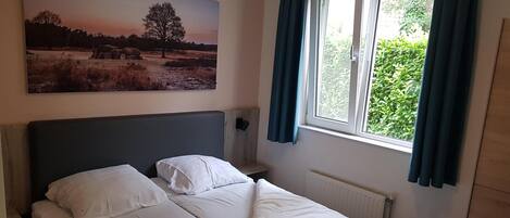 4 室のベッドルーム、WiFi