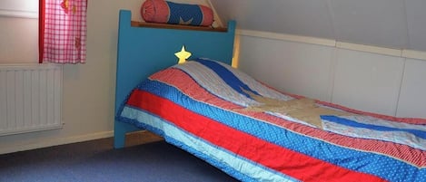 4 Schlafzimmer, Reisekinderbett, WLAN