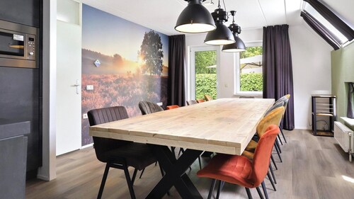 10-Person Comfort Villa