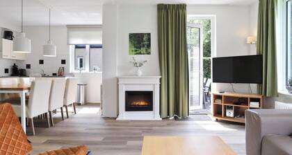 6-Person Luxury Villa