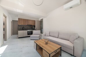 Smart TV, mesa de pingue-pongue