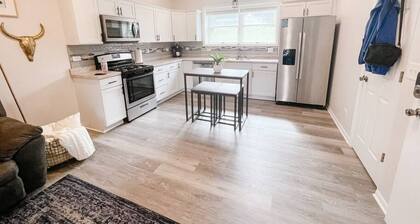 King bed Crystal Lake Mchenry Cary Cozy