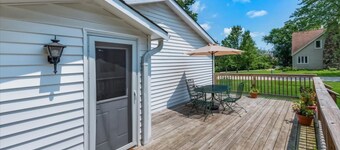 湖畔舒適兩睡房度假屋