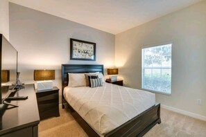 Room - Free Amenities Spacious Home King Beds (Kissimmee)