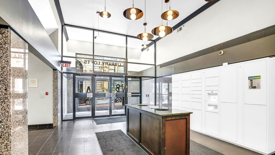 Cozy Stay Power Light Area Pool w Free Parking