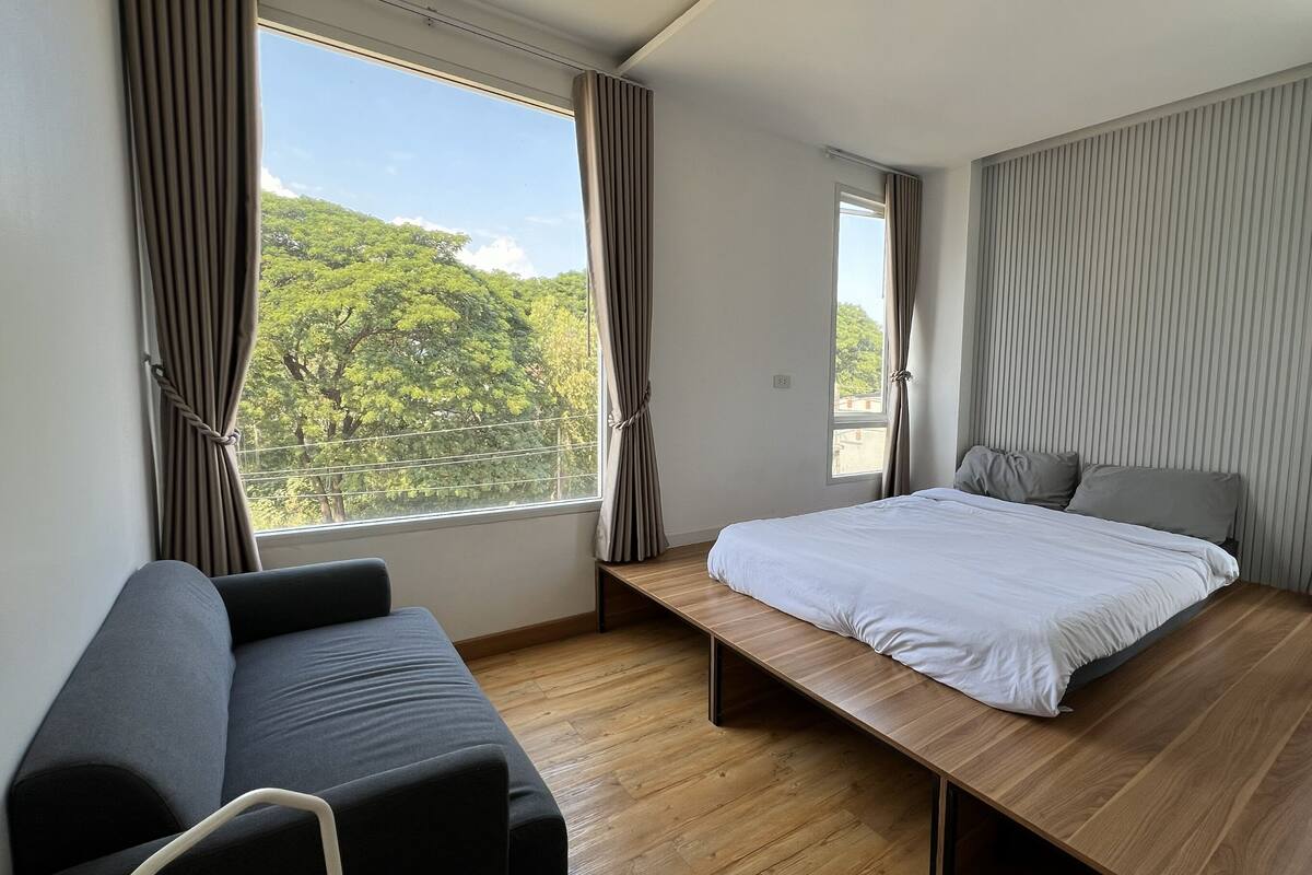 Studio, Japanese Futon, Non Smoking, Park View | Pillowtop beds, WiFi (free), bed sheets