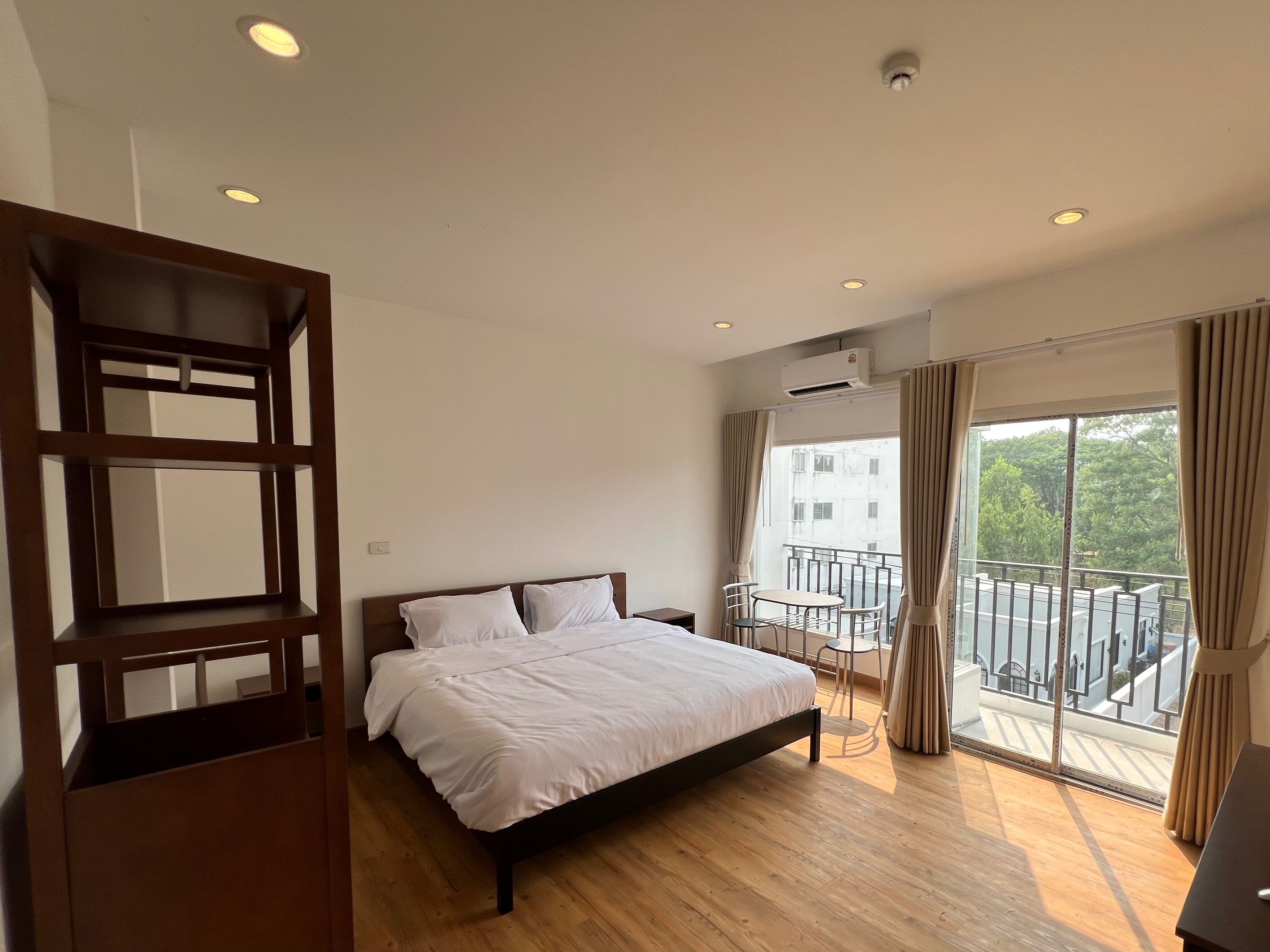 Superior Studio, 1 King Bed, Balcony, Park View | View from room