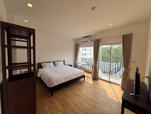 Classic Studio | Free WiFi, bed sheets