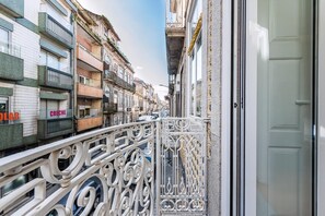 Balcony - Guestready - Comendador Sto Ildefonso (Porto)