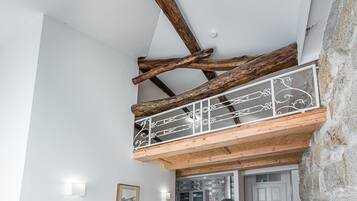 Apartment - Split Level
