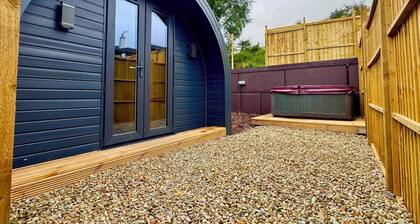 60 Mile Inn-Luxury Pods with Hot Tubs