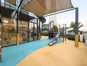 Außen-Kinderspielplatz