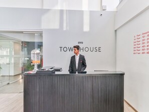 House | Reception - Super Townhouse Reva College University (Bengaluru)