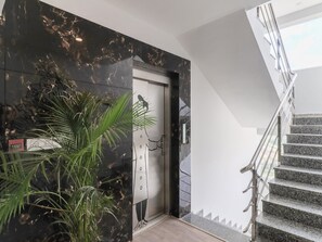 House | Exterior - Super Townhouse Reva College University (Bengaluru)