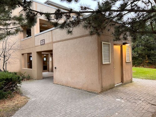 Modern Rustic 2 Story Condo 3 Min Walk to Village