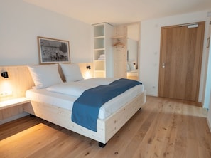 Classic Double Room, Balcony | Hypo-allergenic bedding, blackout curtains, soundproofing, free WiFi - Schwollbachhof (Schwollen)