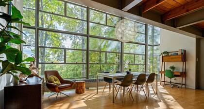 Epic Architectural Masterpiece w Views hot tub