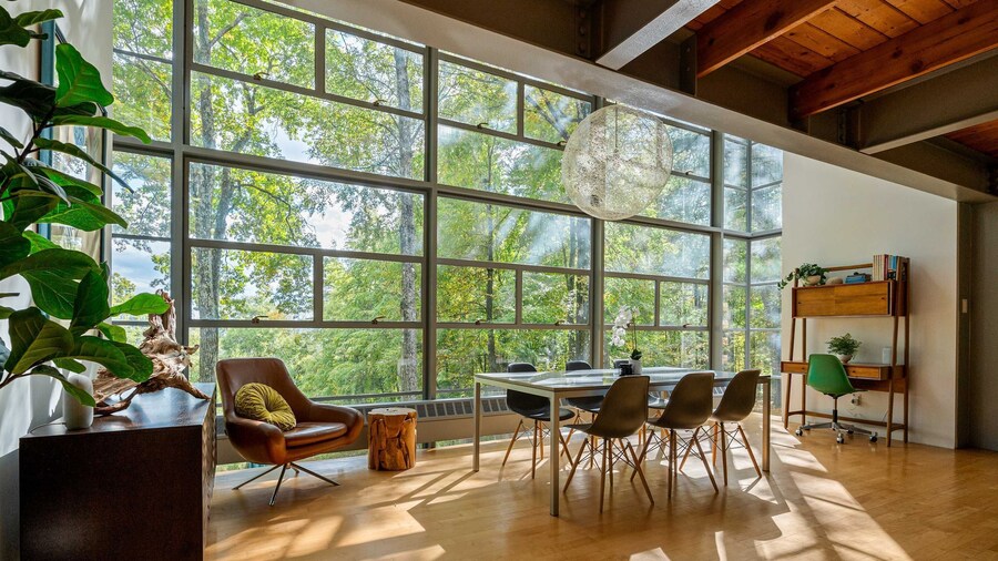 Epic Architectural Masterpiece w Views hot tub