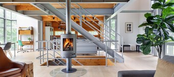 เอพิค อาร์คิเทคเชอรัล มาสเตอร์พีซ วิธ วิวส์ ฮอต ทับ  