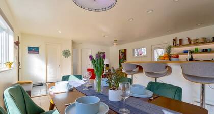 Designer Rtrt w Hot Tub nr Sking