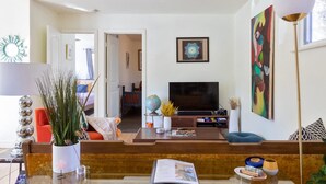 House | Internet - Designer Rtrt w Hot Tub nr Sking (Cairo)