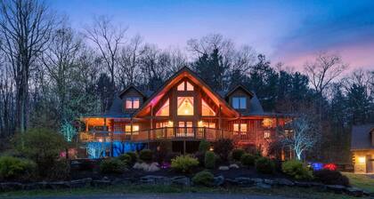 Luxury Private Estate w Pool Near Rhinebeck
