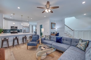 House - Dreamland (Wilmington)