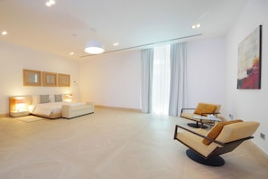 Villa | Premium bedding, iron/ironing board, free WiFi, bed sheets