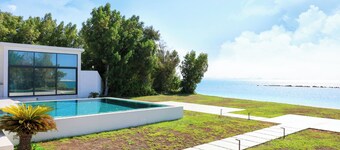 Royal Retreat Villa at Nurai Island