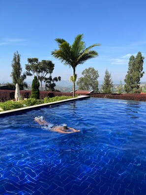 Pool - REBERO RESORT  (Kigali)