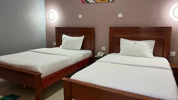 Basic Single Room | Egyptian cotton sheets, premium bedding, down comforters