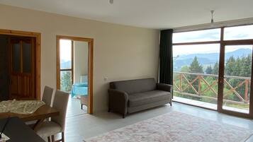 基本公寓 | 書桌