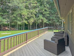 Terrace/patio - Gavel Pines in Old Forge, NY (Old Forge)