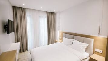 10 chambres, fer et planche à repasser, Wi-Fi