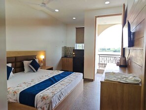 Superior Room, Balcony, City View - Hotel Devi Ram Atithi Bhawan Vrindavan By HRG (Vrindavan)