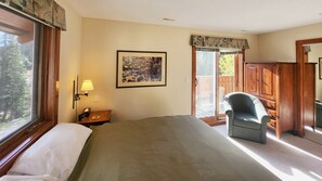 4 chambres, fer et planche à repasser, accès Internet, draps fournis