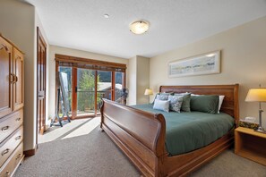 4 chambres, fer et planche à repasser, accès à Internet, literie fournie