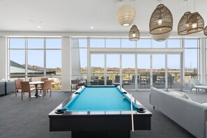 Spielezimmer