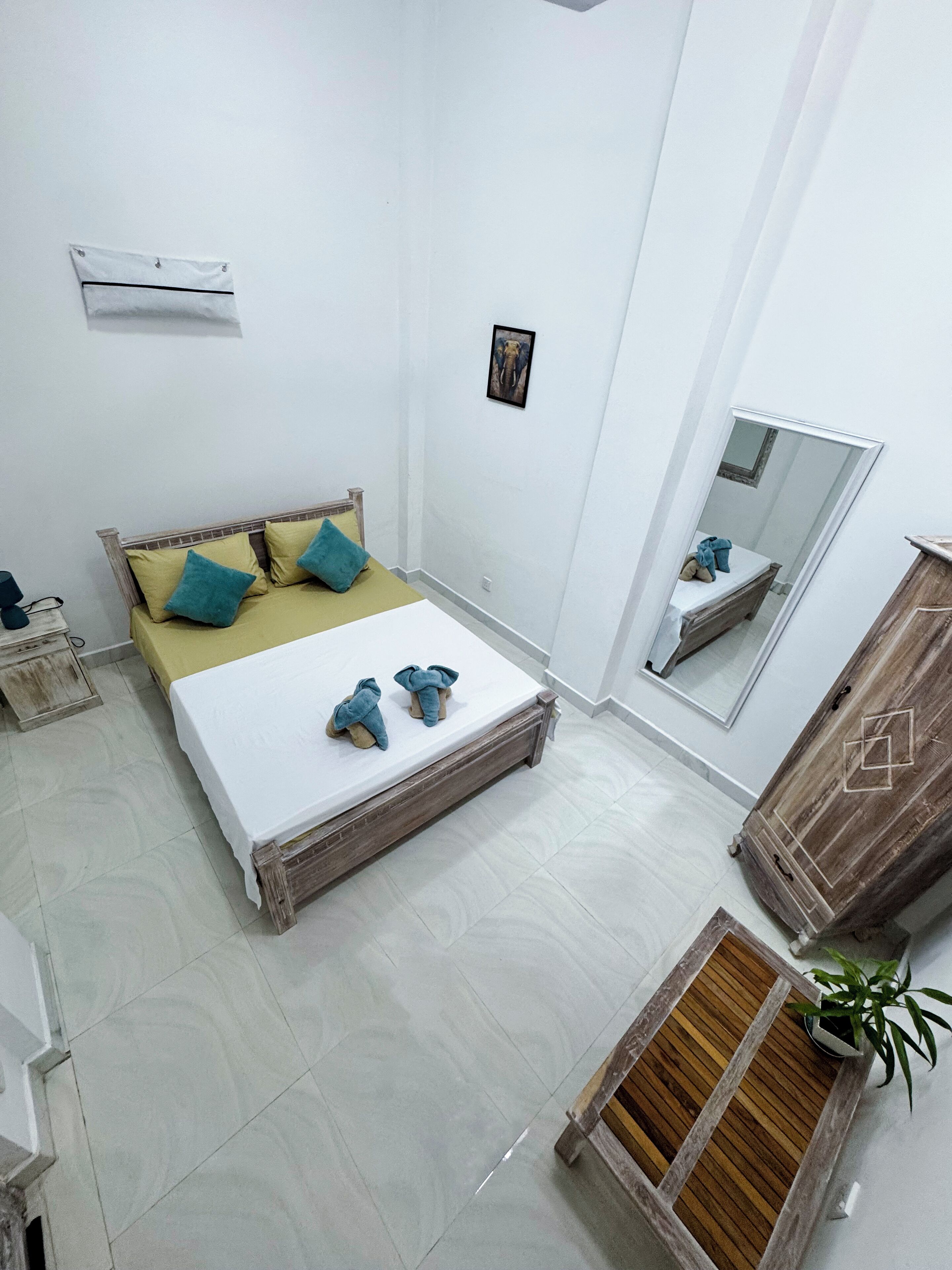 Schreibtisch, kostenloses WLAN, Bettwäsche