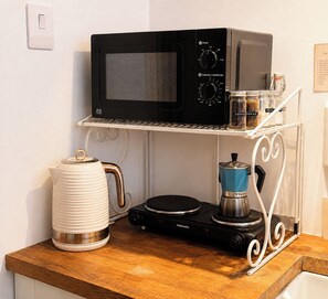 Private kitchen - Garden room, central Winchester (Winchester)