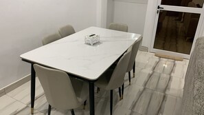 Dining - Spacious 3-room apartment with terraces - Peace & comfort in Bingerville (Bingerville)
