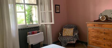 2 Schlafzimmer, Bügeleisen/Bügelbrett, Internetzugang, Bettwäsche
