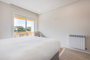 1 chambre, fer et planche à repasser, accès Internet, draps fournis