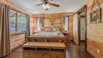 4 bedrooms, free WiFi, bed sheets