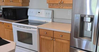 Charming suite in a townhome in wonderful Fort McMurray with AC