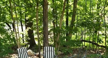 Peaceful 2bedroom getaway in East Haven