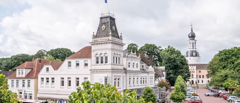 موقف سيارات