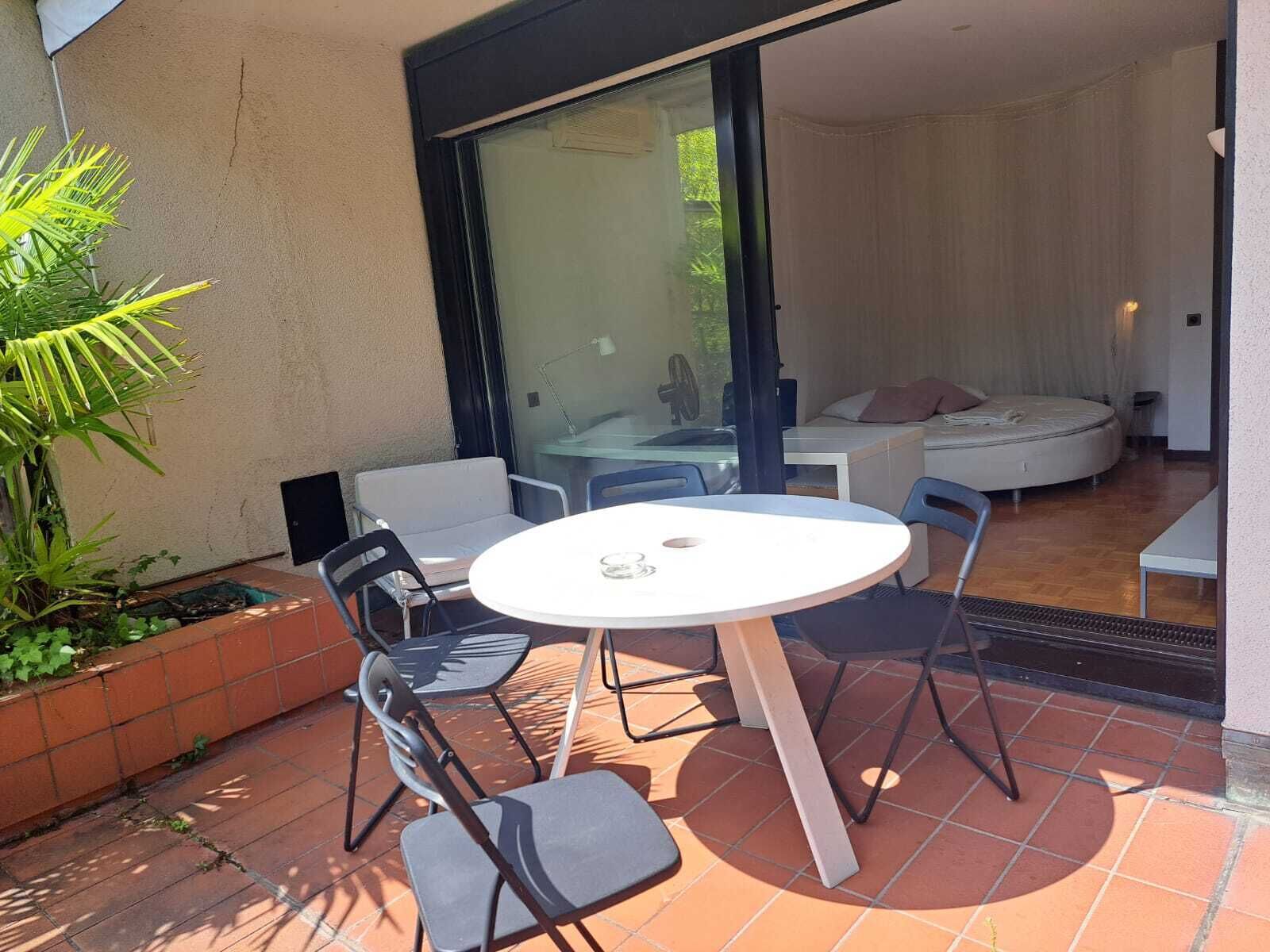 Luxury Apartment | Terrace/patio