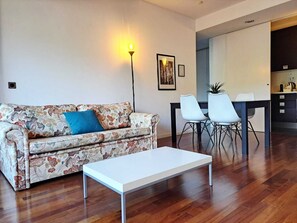 Deluxe Apartment | Living area | Flat-screen TV - Lugano Apartments  (Lugano)